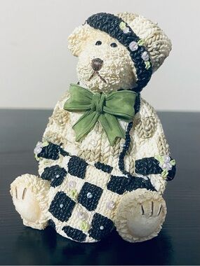 Heather Hykes Checkered PJ Sweater Bears Figurine Plum Pudding Artisan Flair No2